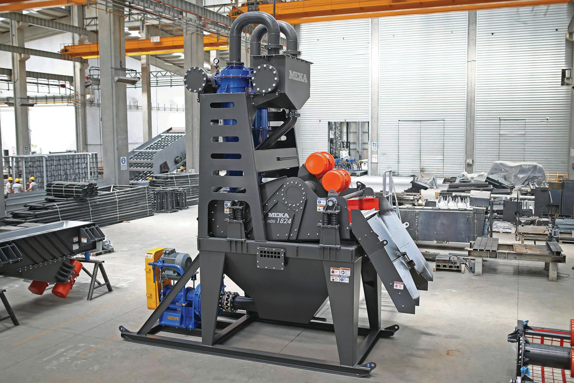 Blue and Black Metal Industrial Machine