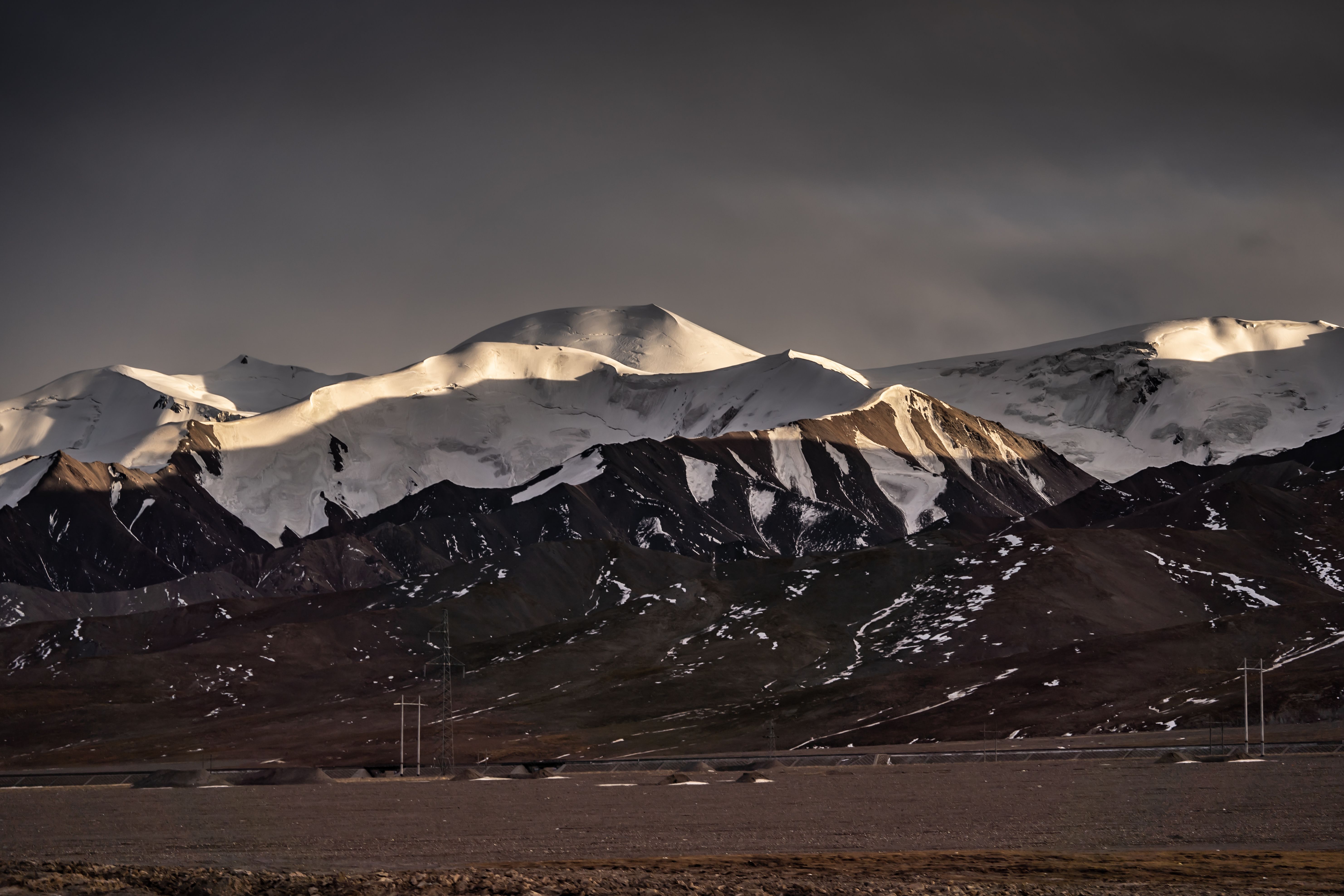 Yushu Qinghai Guide 2026: High Plateau Culture, Jyekundo Horse Festival & Tibetan Buddhism