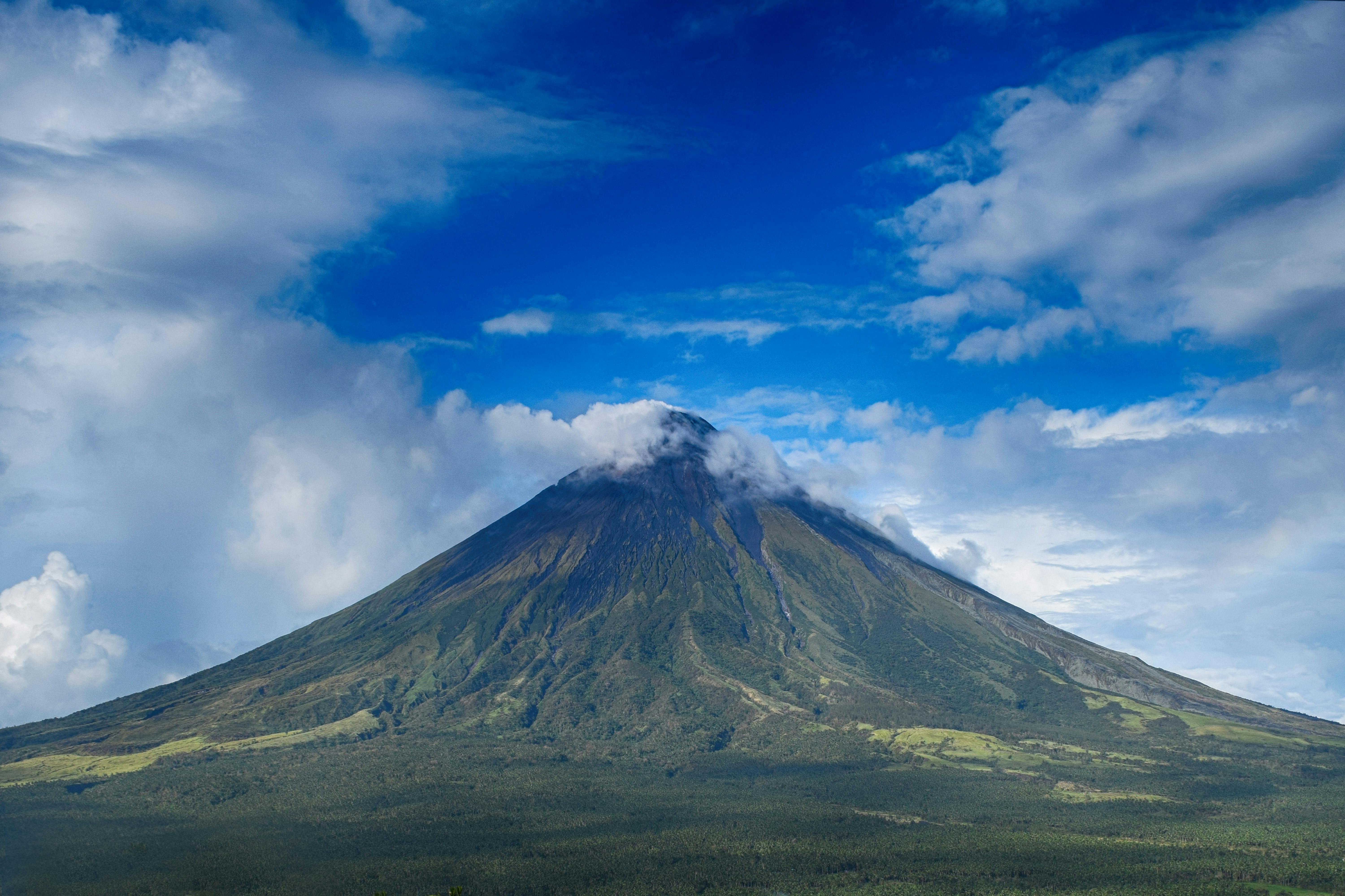 マヨン 山 火山の無料の写真素材