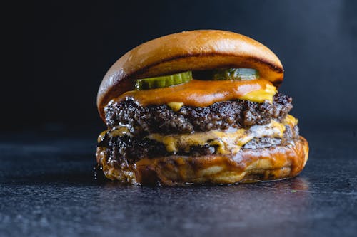 бесплатная Бесплатное стоковое фото с бургер из говядины, гамбургер, крупный план Стоковое фото