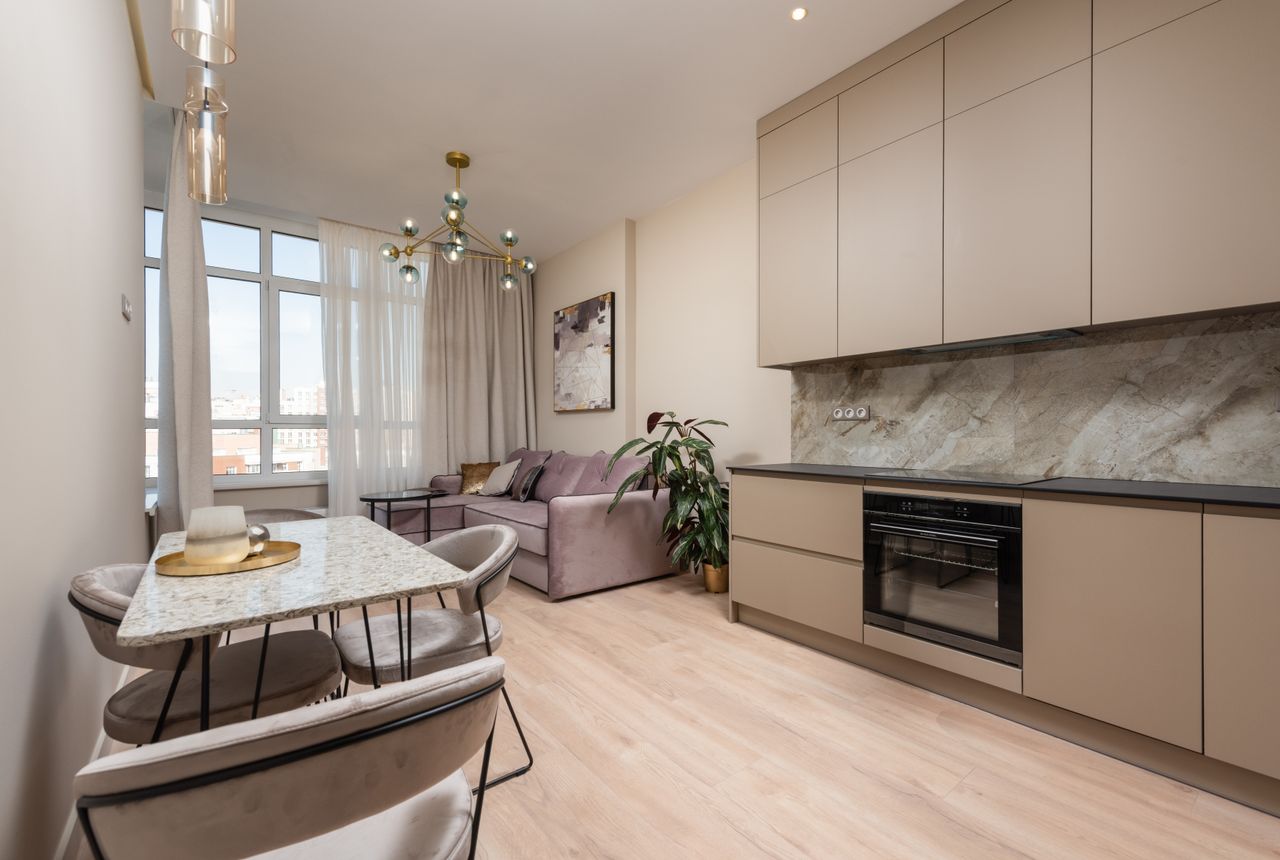Flat & apartment removals Moorgate — removals work in progress