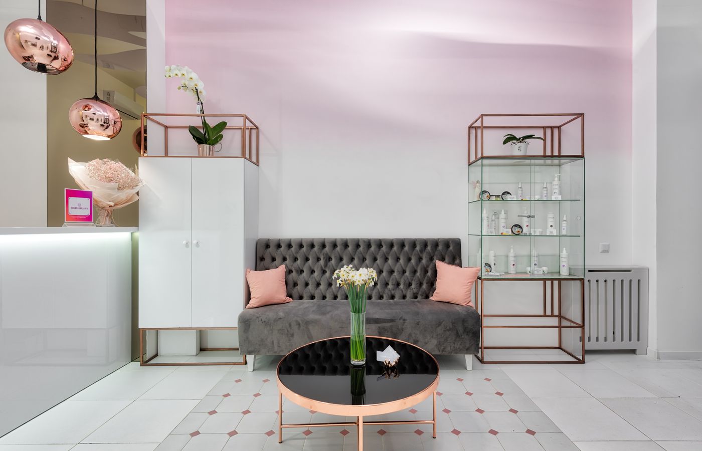 Premium clinic lounge with neutral furniture and natural decor