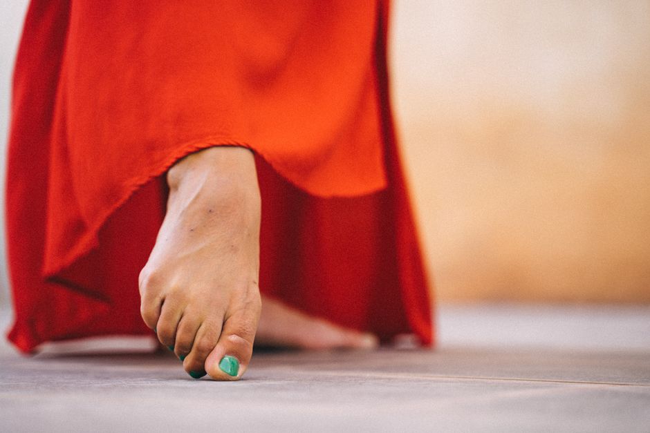 bare feet reflexology massage therapy room