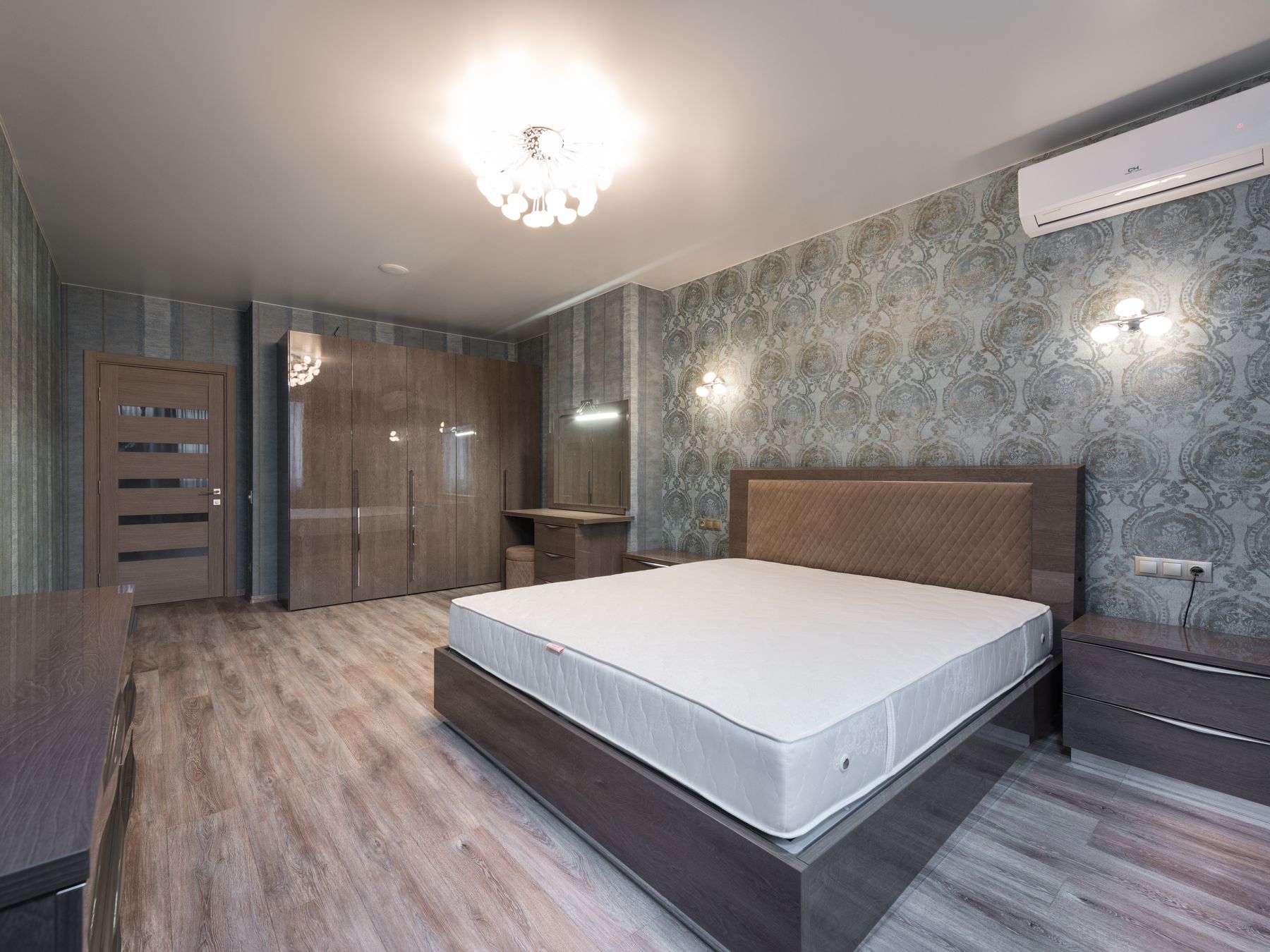 Heswall — professional movers carrying furniture on a house move