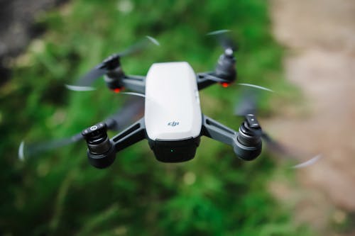 Drone Quadrirotor Noir Et Blanc