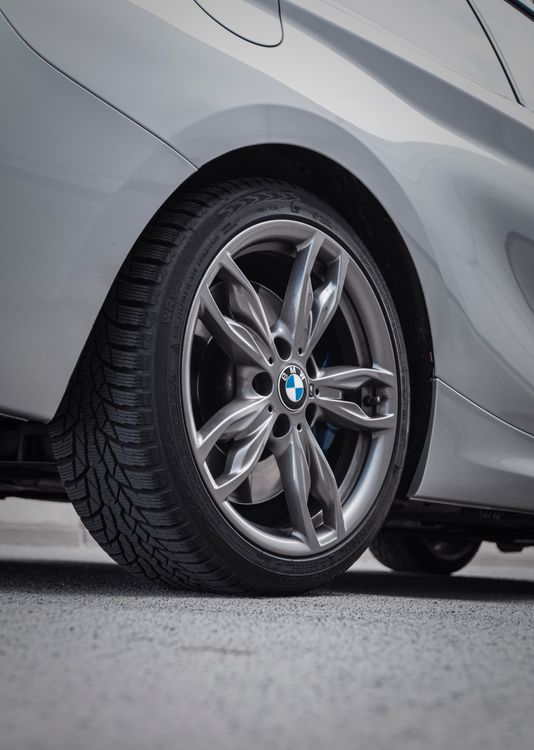 Close Up Shot of a Car Tire · Free Stock Photo