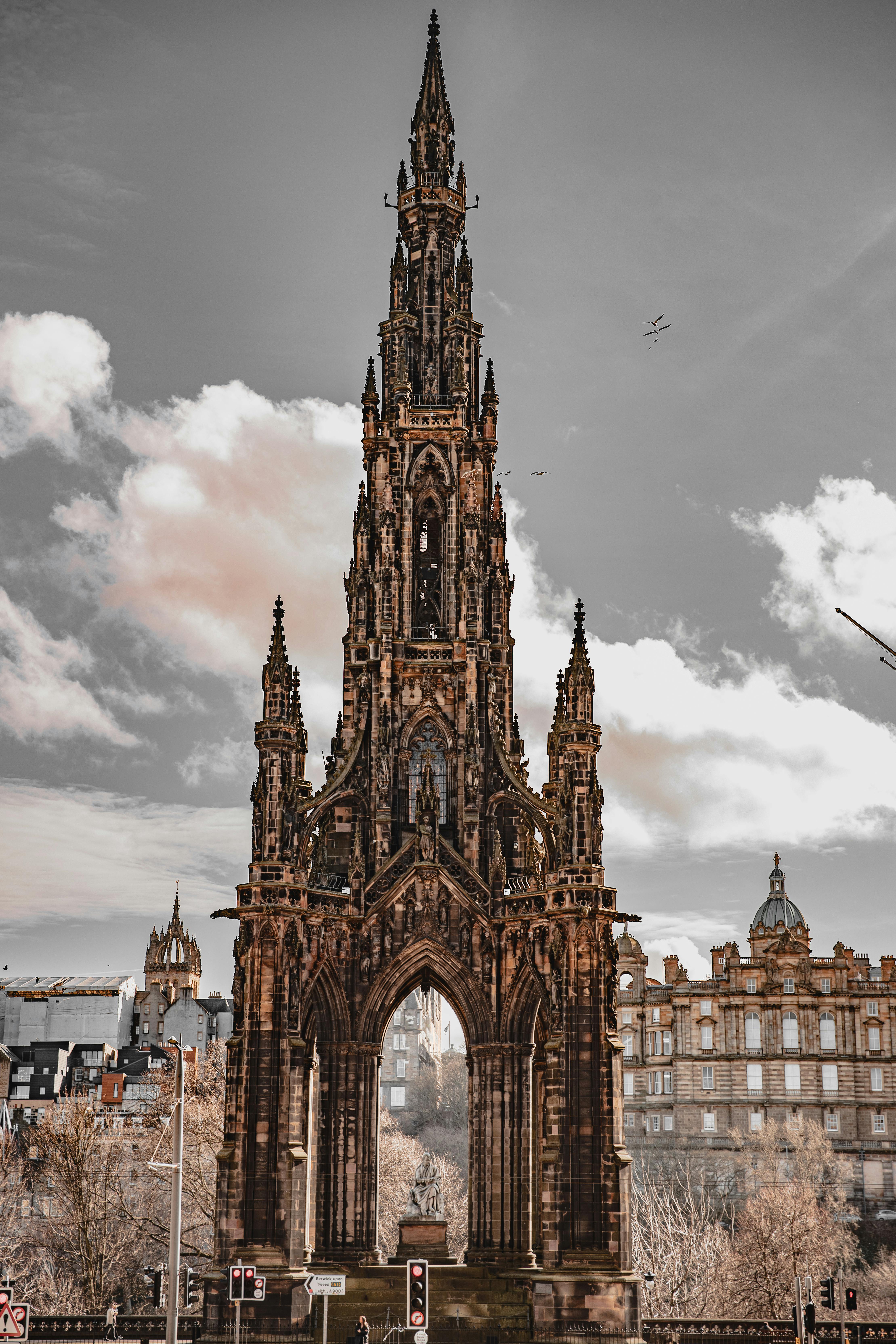 The Scott Monument in Edinburgh · Free Stock Photo