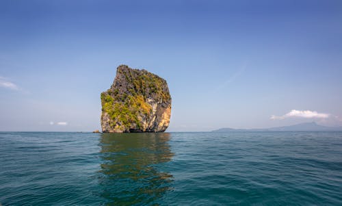 Immagine gratuita di formazione rocciosa, la baia di halong, mare