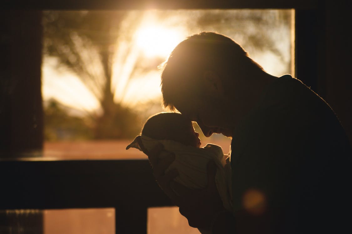 bezplatná Základová fotografie zdarma na téma Den otců, dospělý, emocionální Základová fotografie