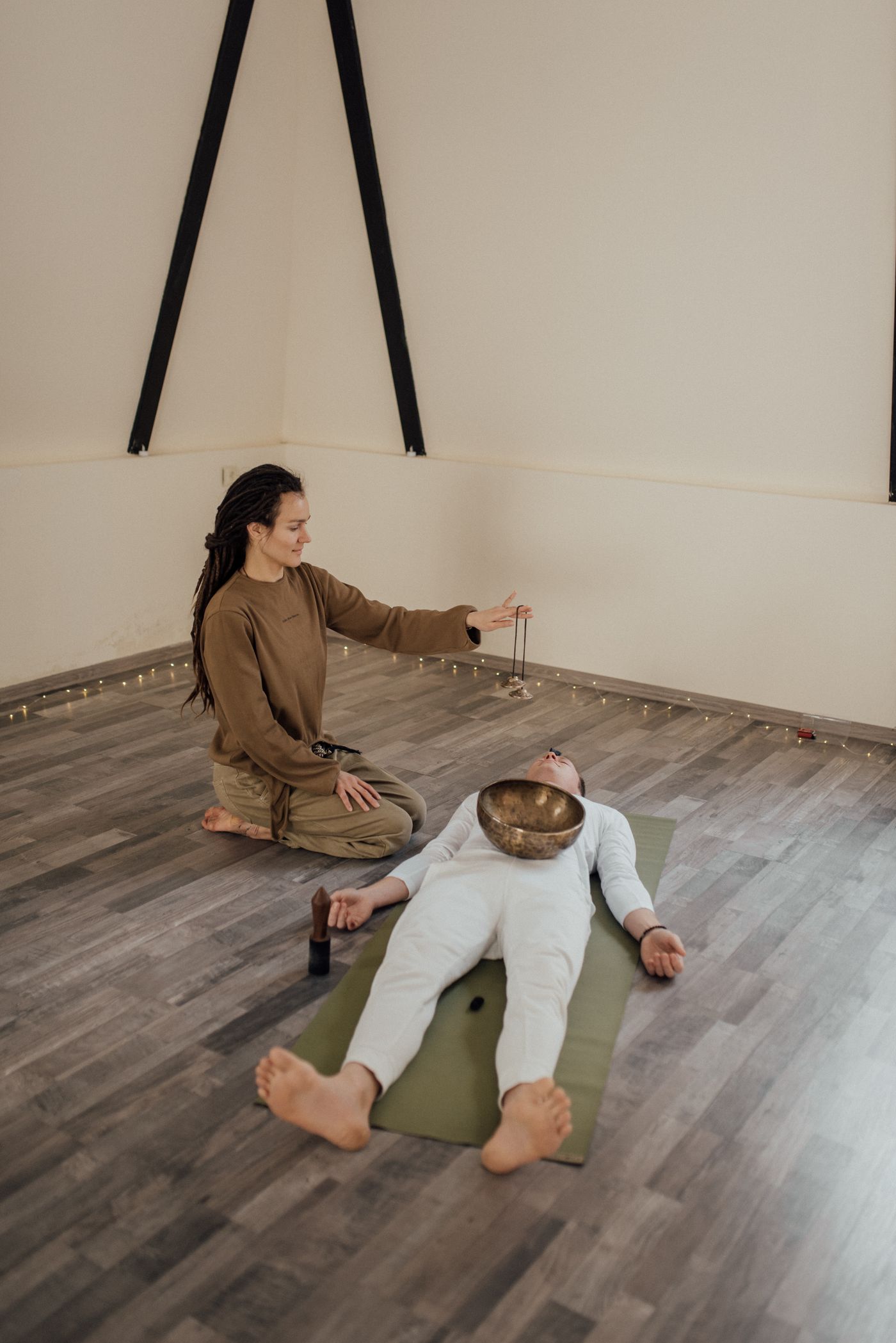 Sound healing with Tibetan singing bowl