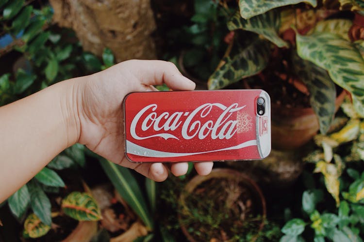 Red And White Coca-cola Smartphone Case