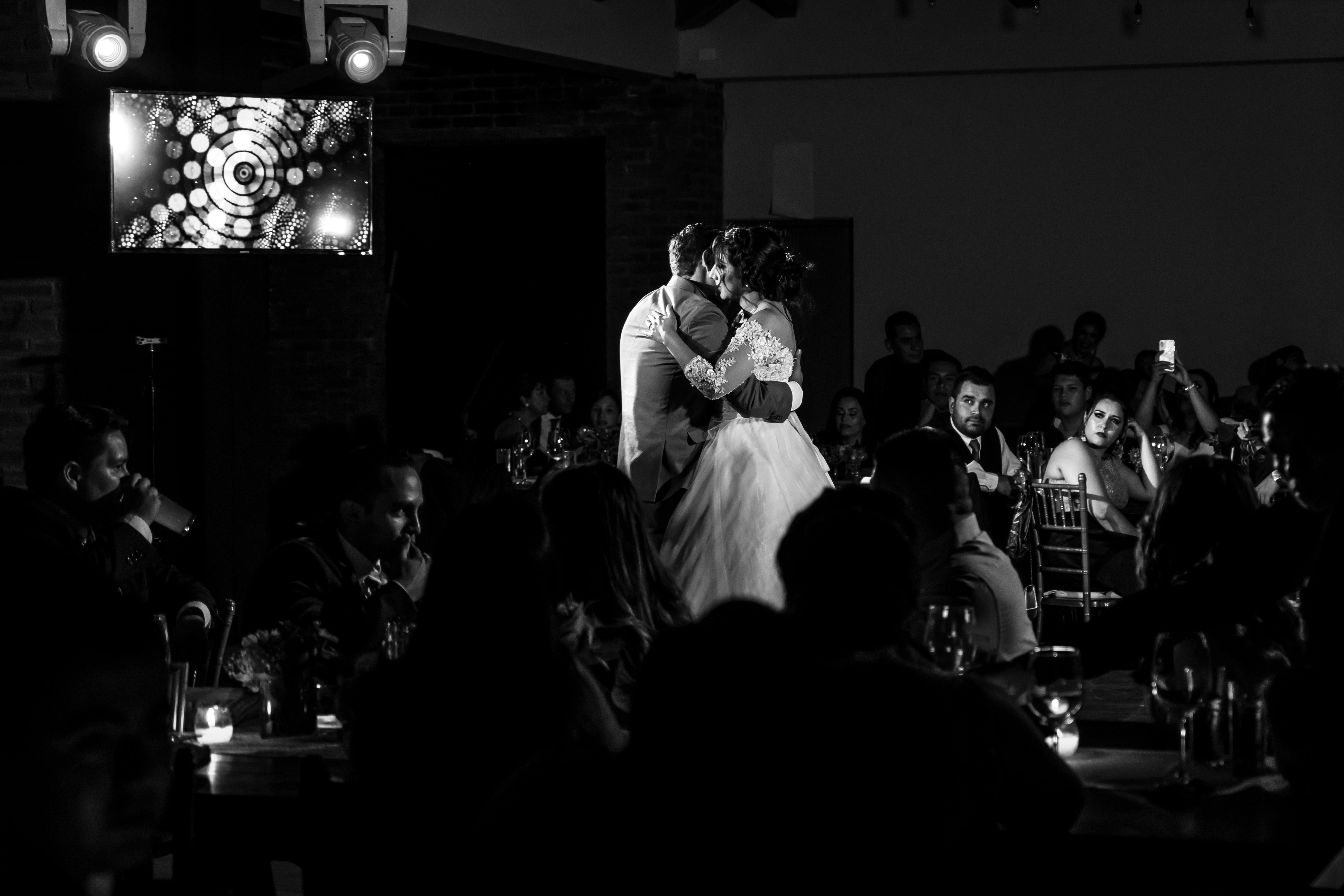 What are the 6 stages of grooming?