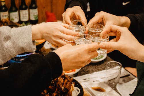 乾杯, 慶祝, 手 的 免費圖庫相片