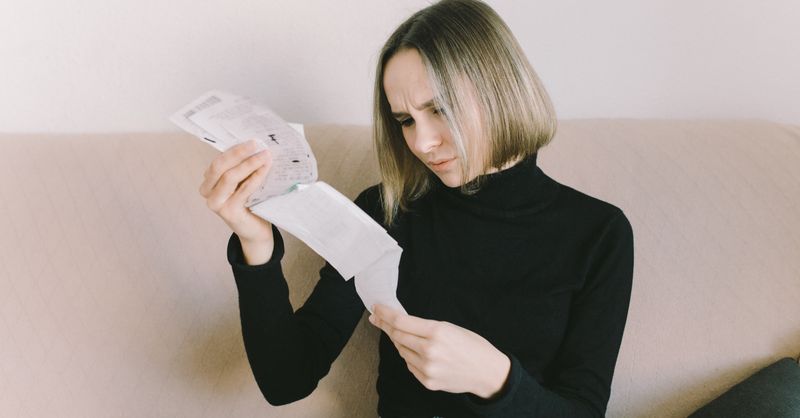 Tout savoir sur le paiement comptant : définition, règles et pièges à éviter