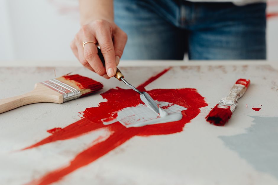 A short session of art making can lower a stress hormone