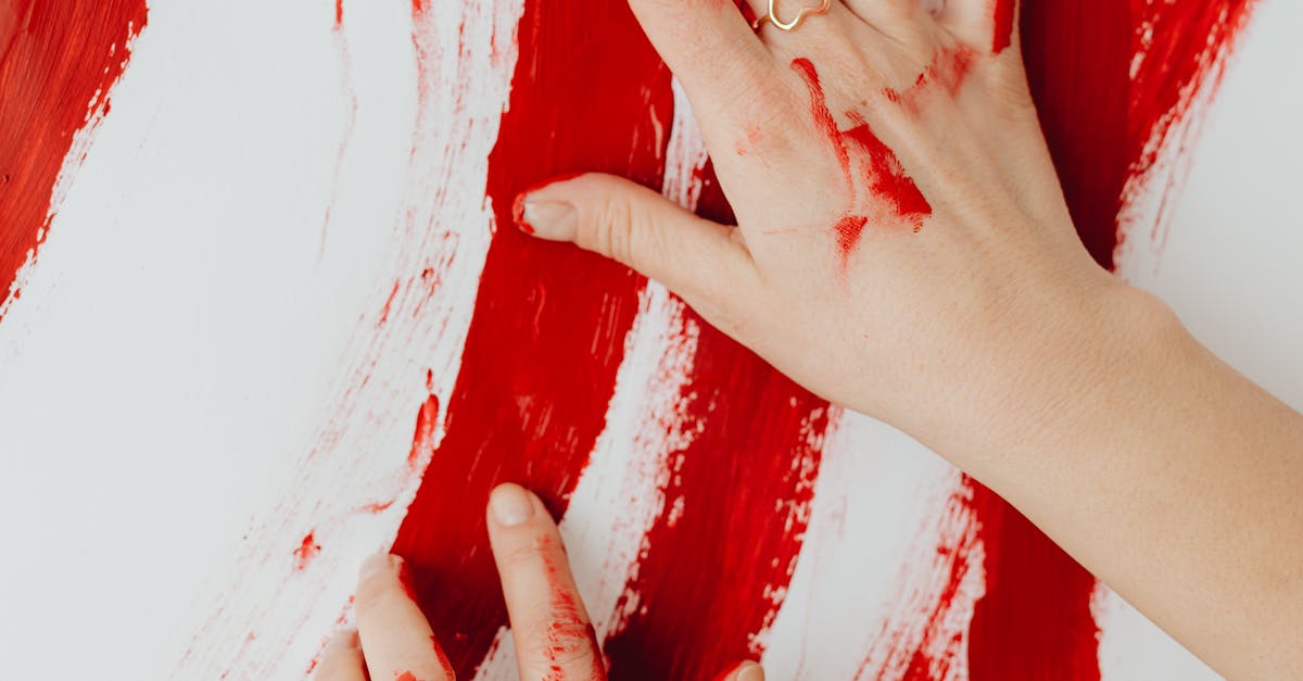 How to remove paint from hands without thinner