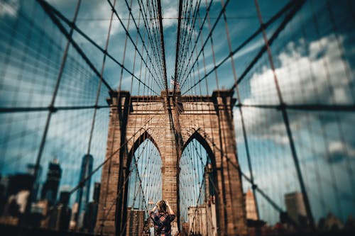 gratis Foto Van Brooklyn Bridge Overdag Vervagen Stockfoto