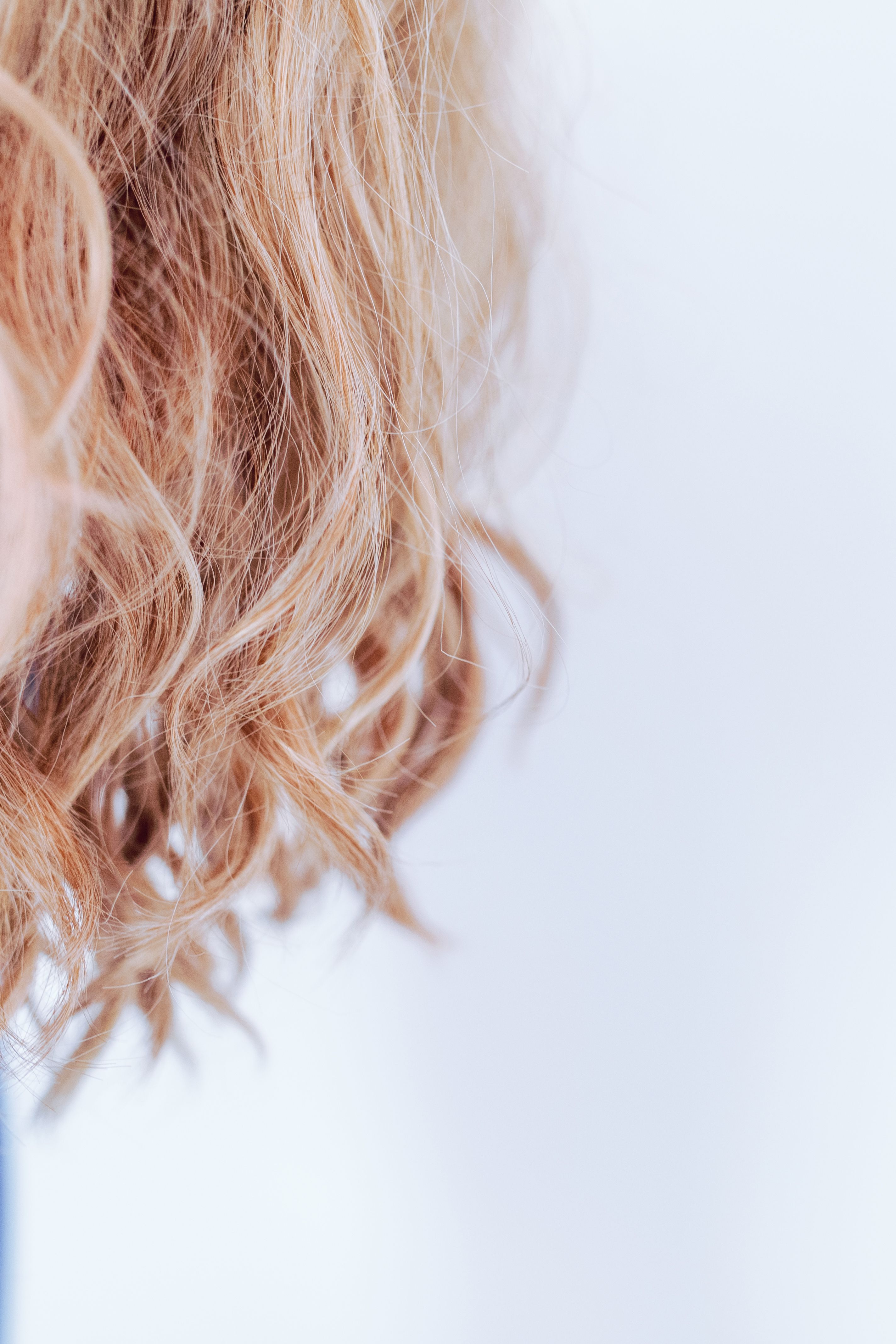 Conseils pour cheveux frisés 