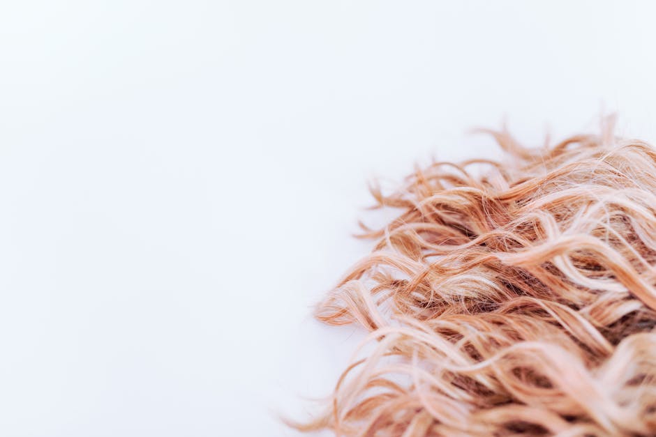 close-up of lace front hairline on a wavy human hair wig - wavy human hair wigs