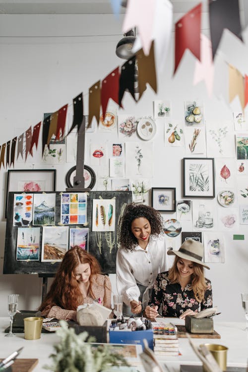 Immagine gratuita di acconciatura, acquerelli, amiche