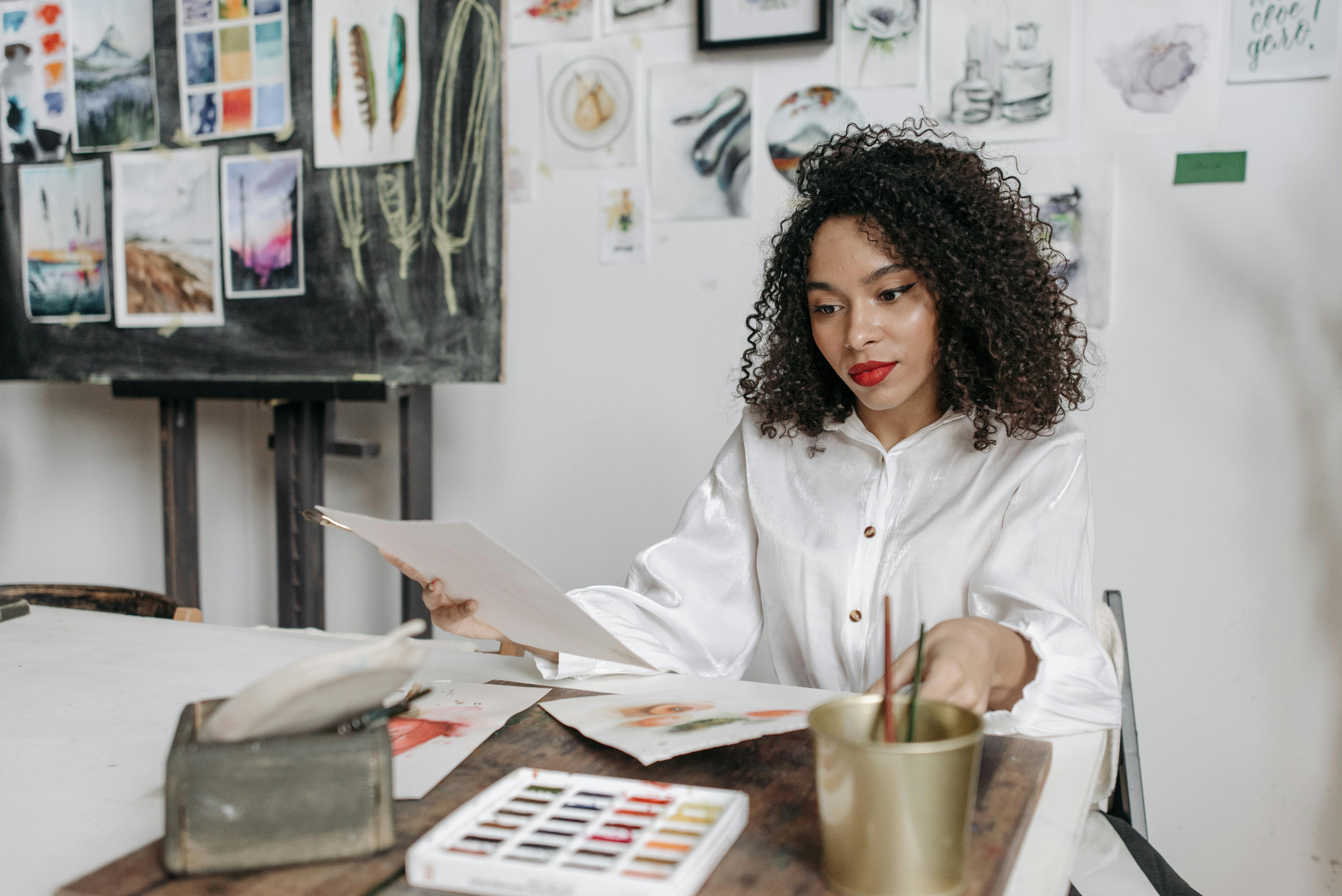 7 Creative Side Hustle Business Ideas for Gen-Z — Photo by Pavel Danilyuk on Pexels