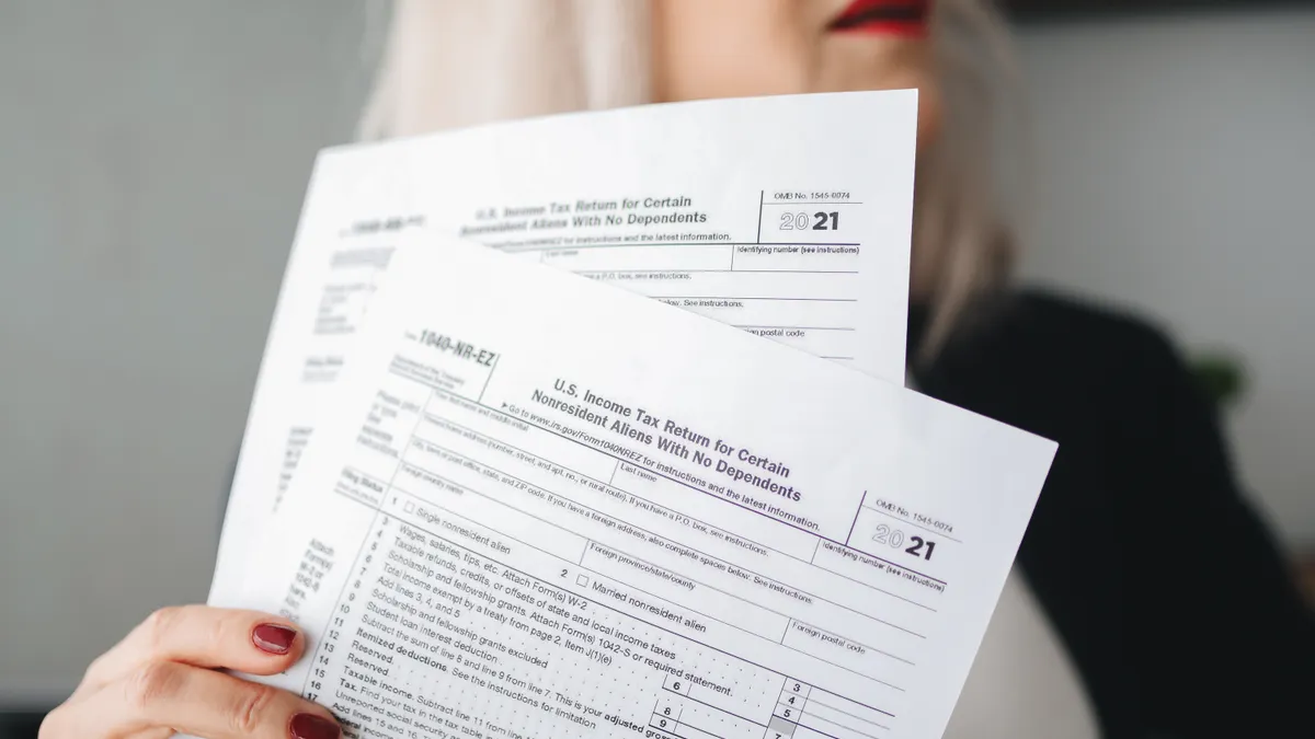 Complete Guide to Filling Out a Warranty Deed Form in Indiana 2024