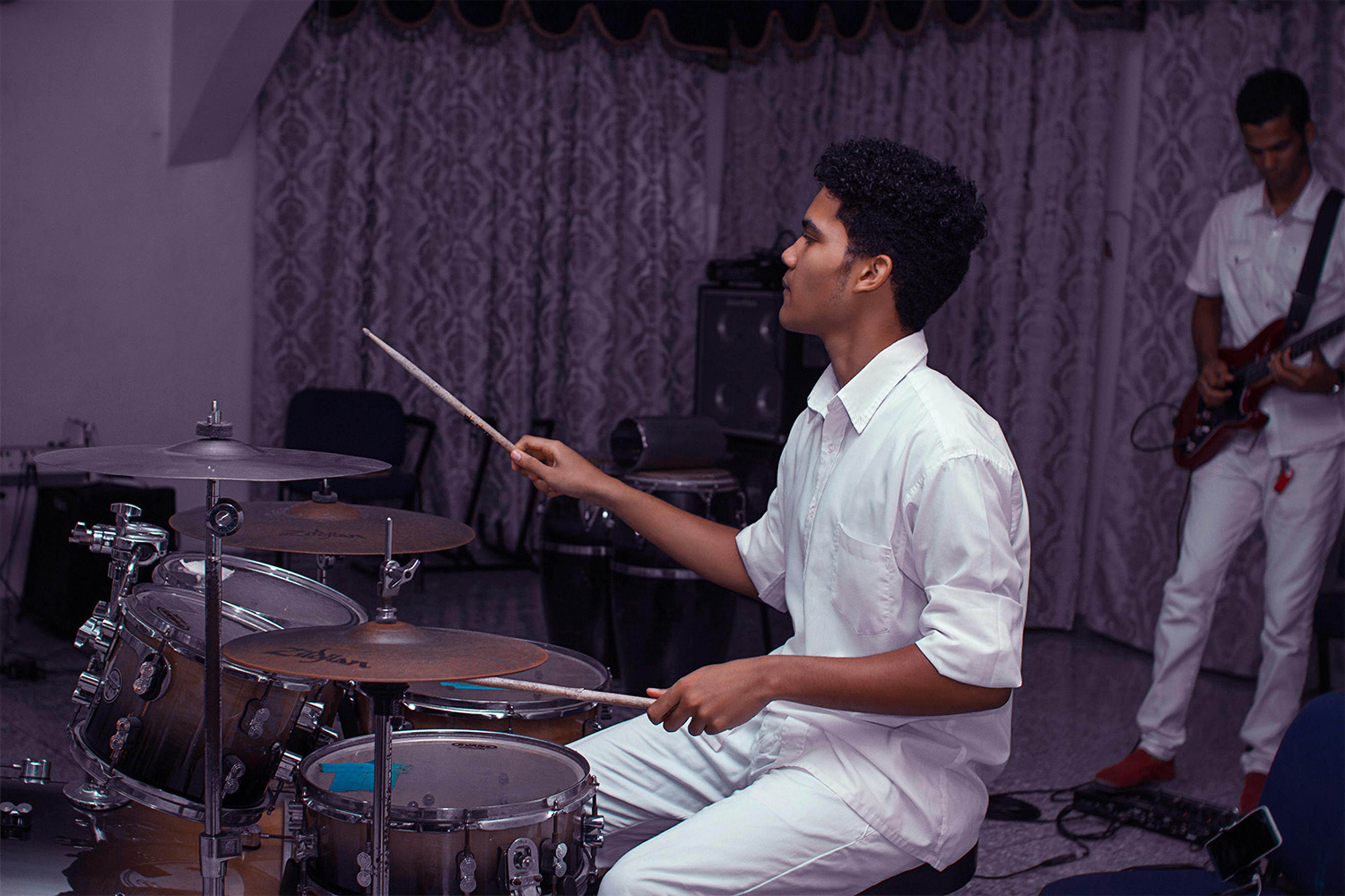 Free stock photo of Christian-Drummer/Drum/Kit/Drummer/Boy/Youth/Joven