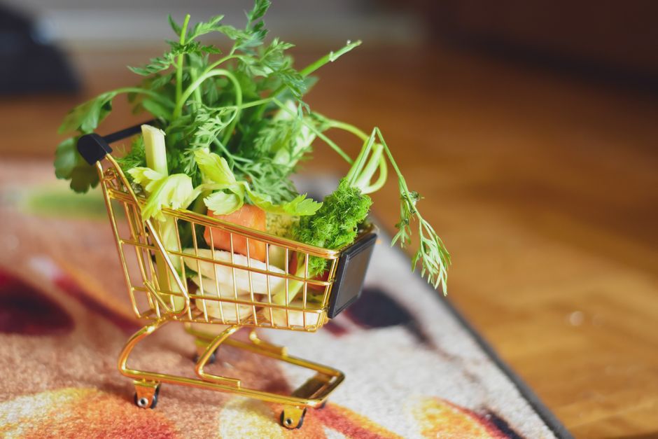 when small life admin tasks pile up grocery trip errands commute lifestyle photo 2
