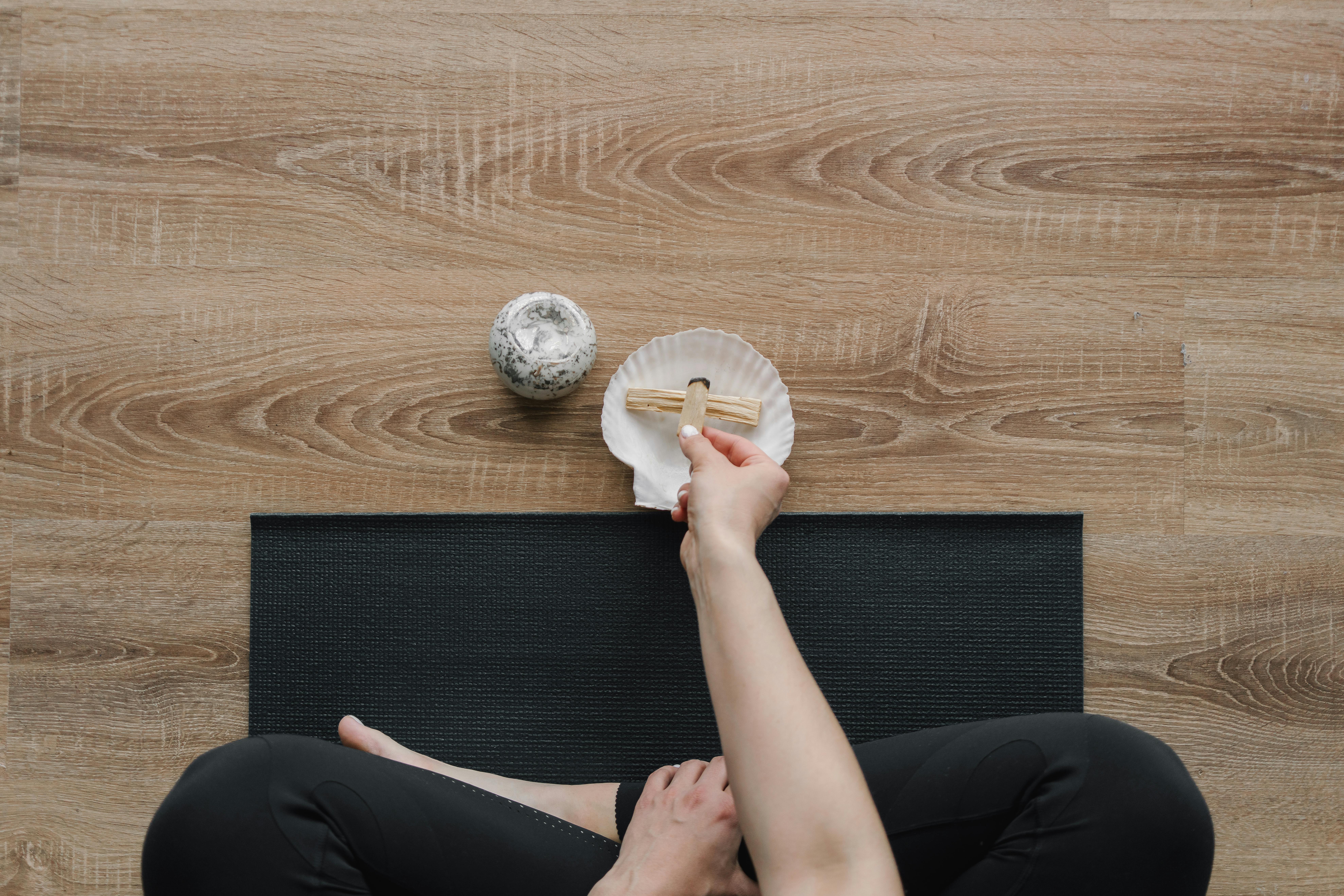 Aromatherapy: The Key to Unlocking Your Emotions