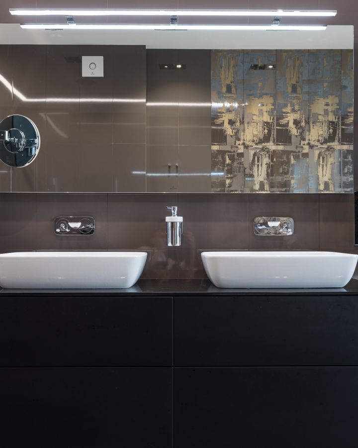 Designed bathroom lighting installation