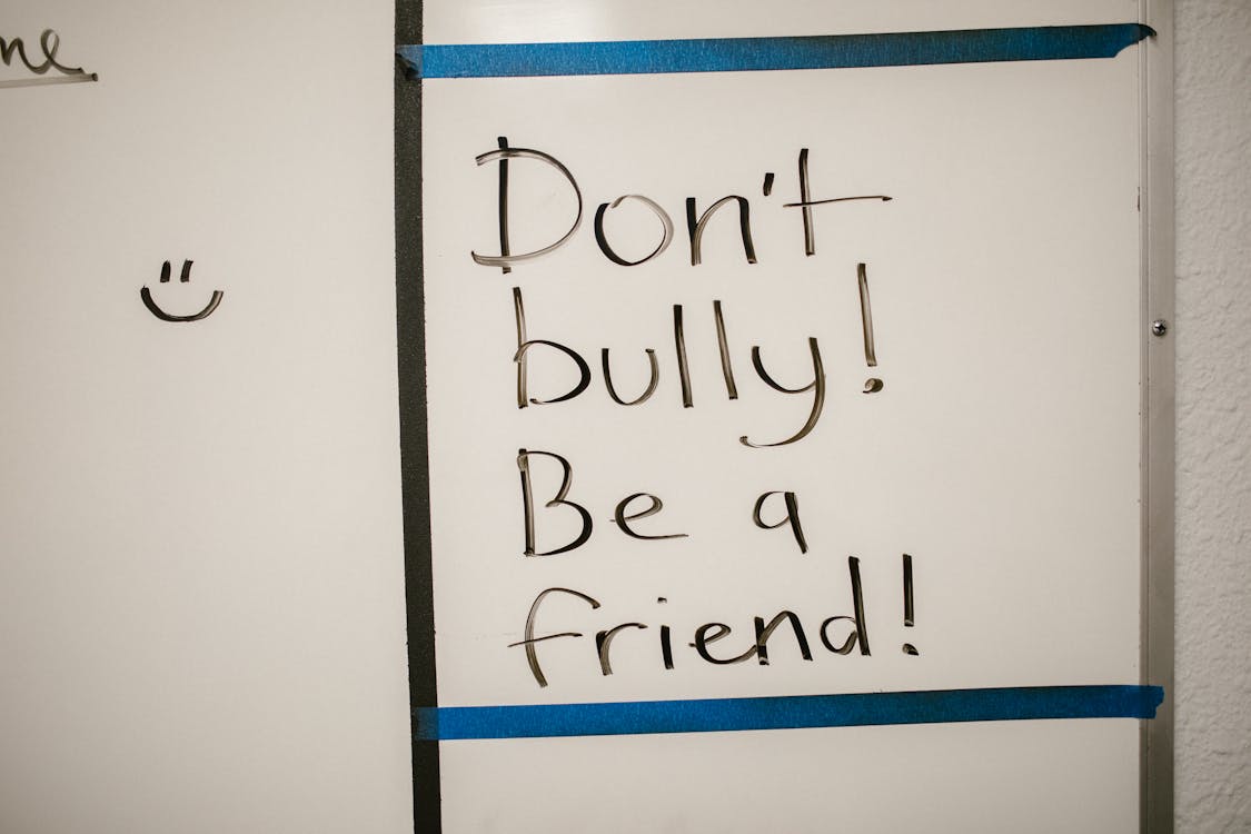 Bullying memiliki dampak buruk bagi pelaku dan korban