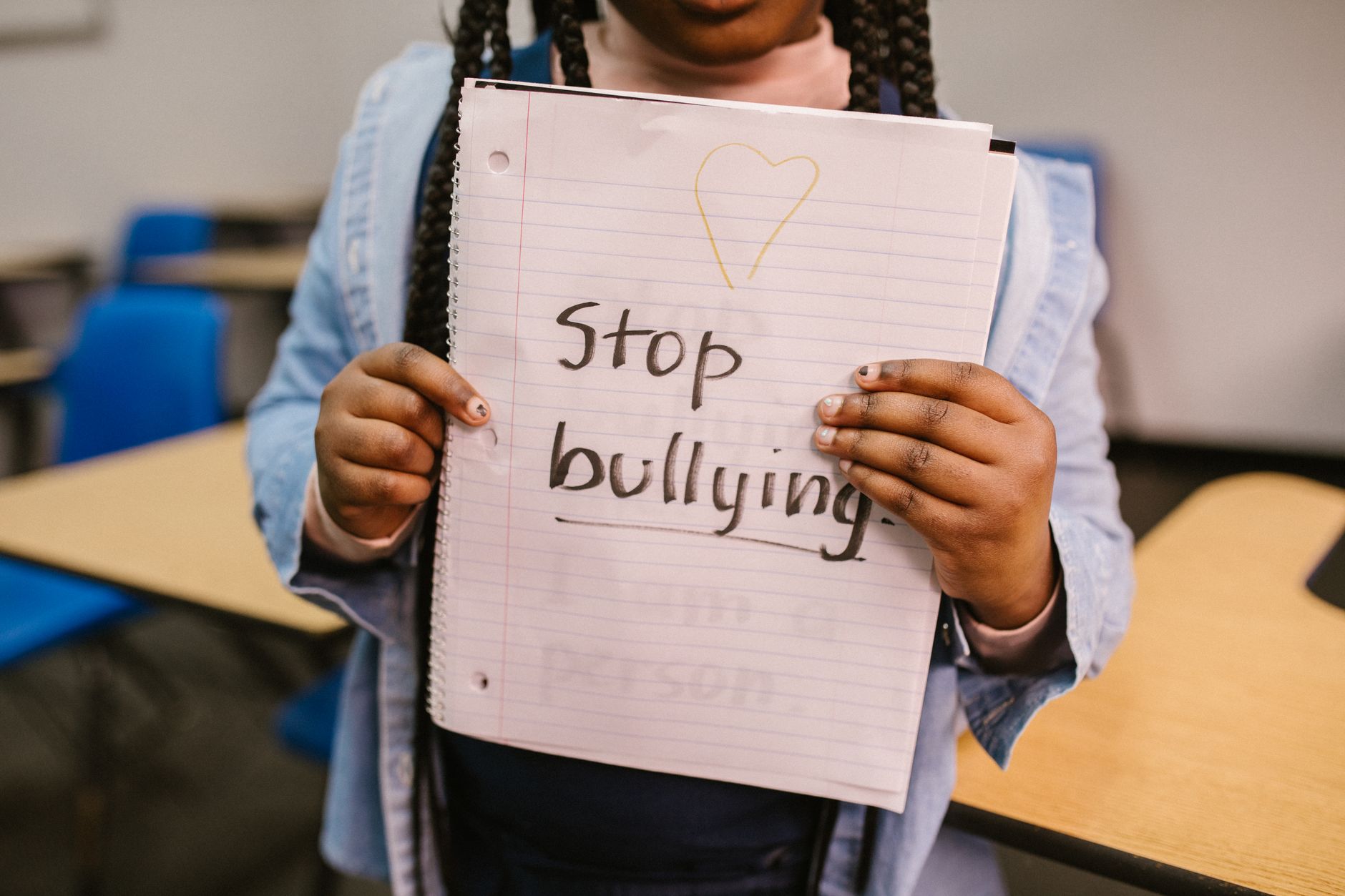 Poliția Mehedinți a educat elevii anti-bullying la Bibliovacanța