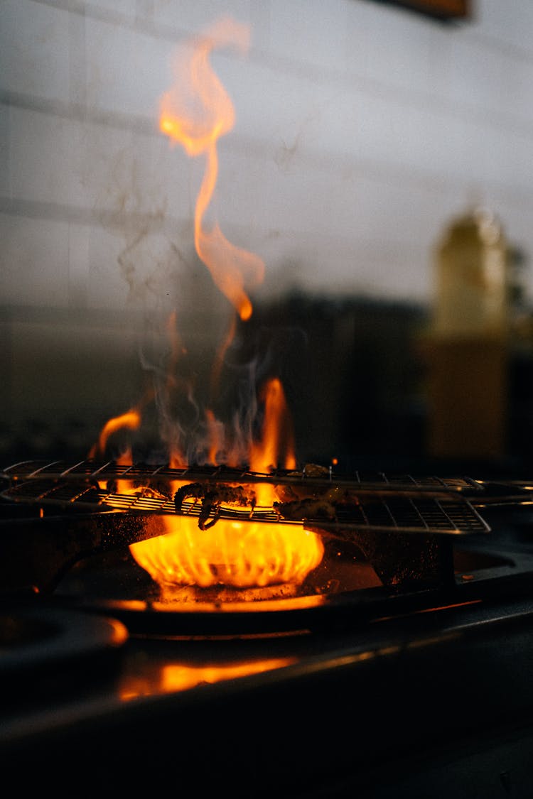 Cooking Directly On Stove Fire With Grill