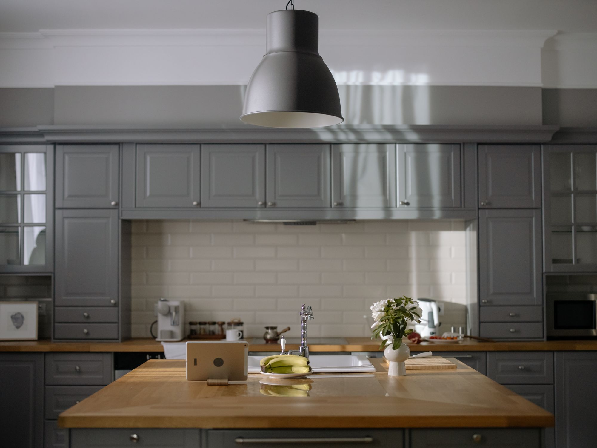 Kitchen Spraying in West Dulwich, Lambeth — specialist spraying kitchen cabinets to a factory finish