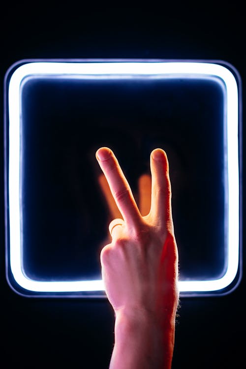 Kostnadsfri bild av fred, hand, neonljus