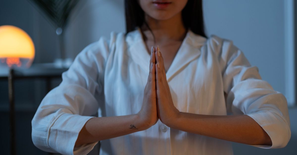 Comment les pauses méditatives peuvent transformer votre journée