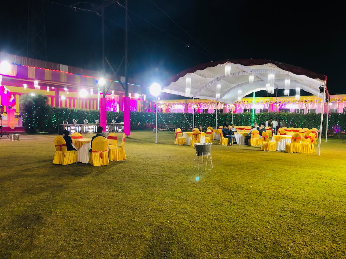 Person preparing a healthy high-protein salad bowl with fresh vegetables