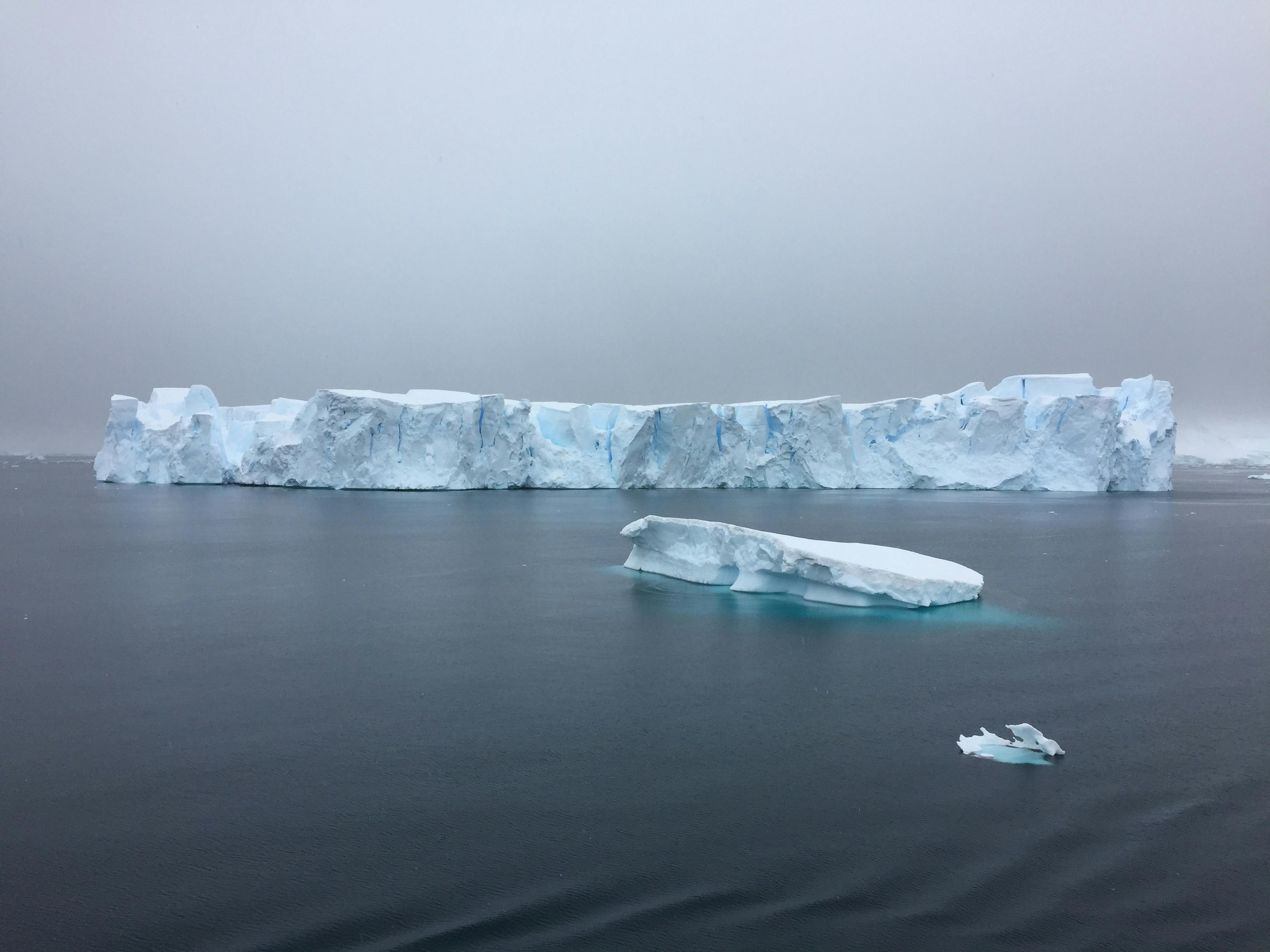 landscape photography of glacier on ocean