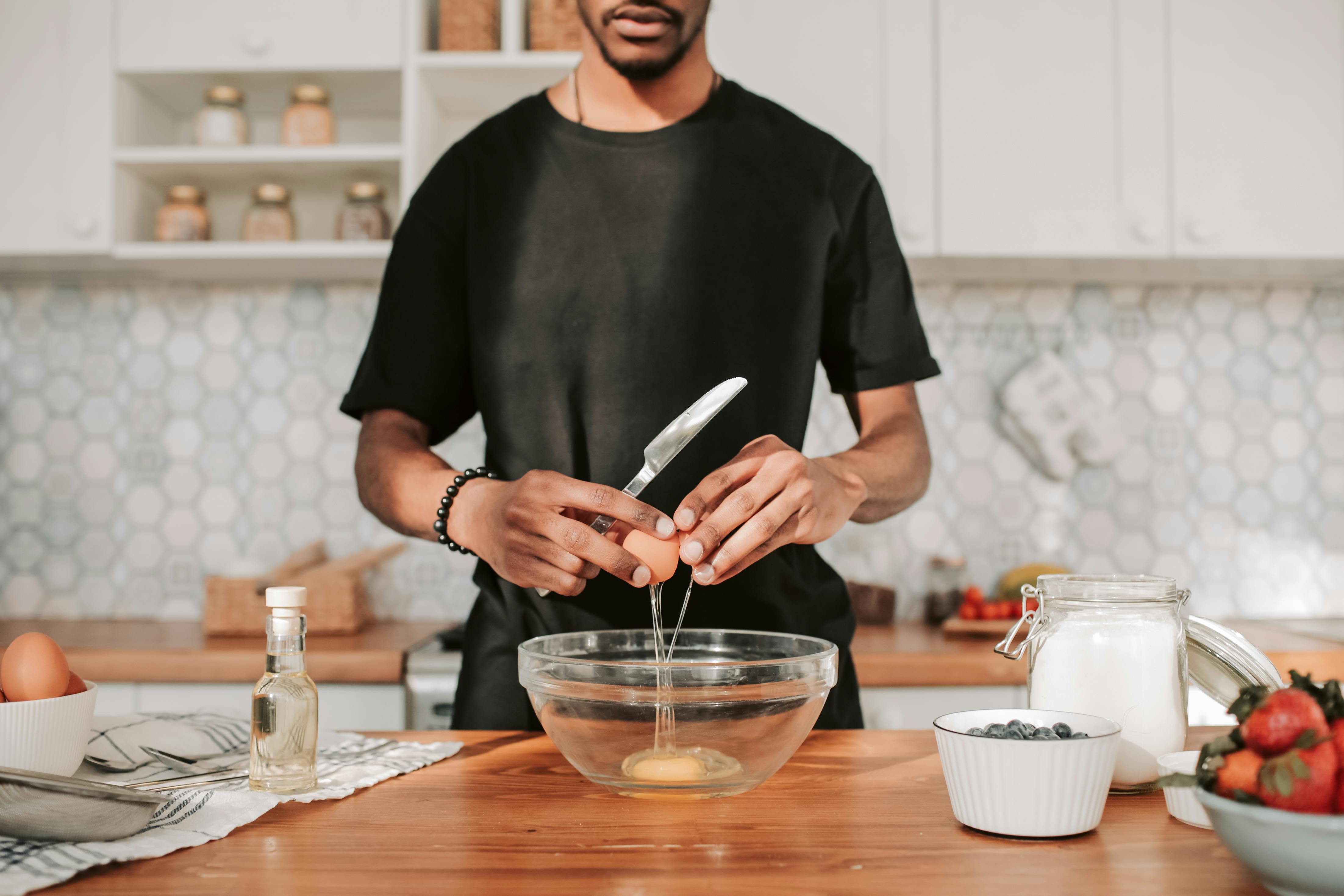 For Neurodivergent Cooks, Kitchen Hacks Are Lifelines — Photo by Vlada Karpovich on Pexels