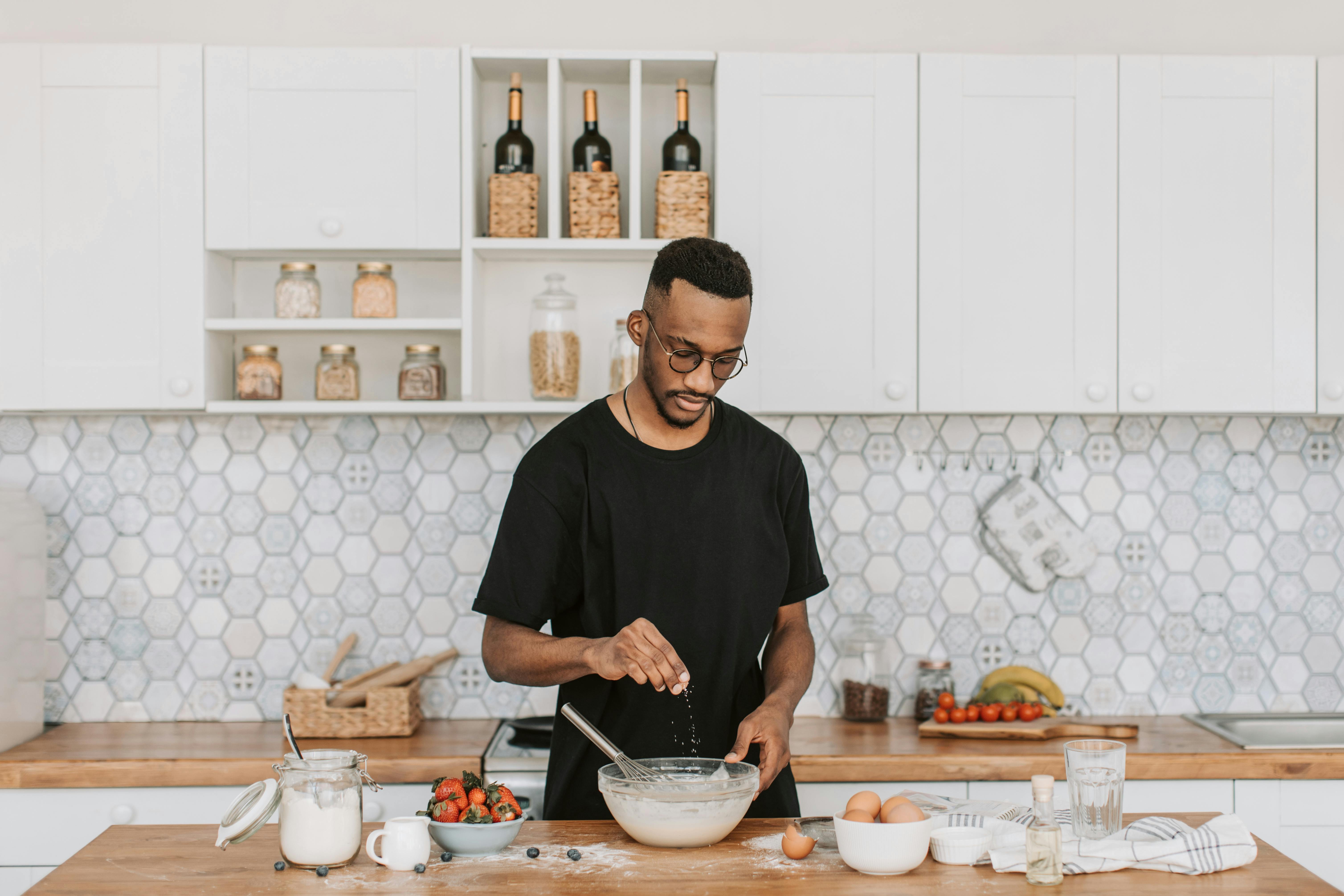 easy recipes budget-friendly meals — Photo by Vlada Karpovich on Pexels