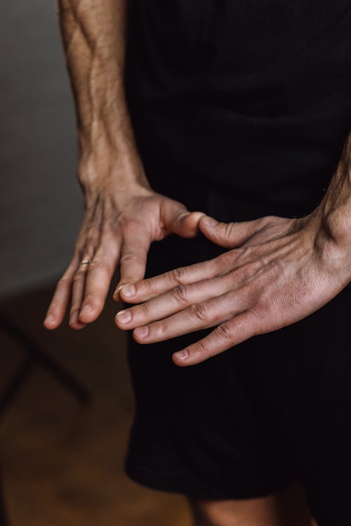 Free A Person Hand Gesture in Meditating  Stock Photo