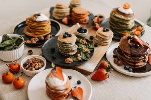 Free Photo of Pancakes on Plates Stock Photo