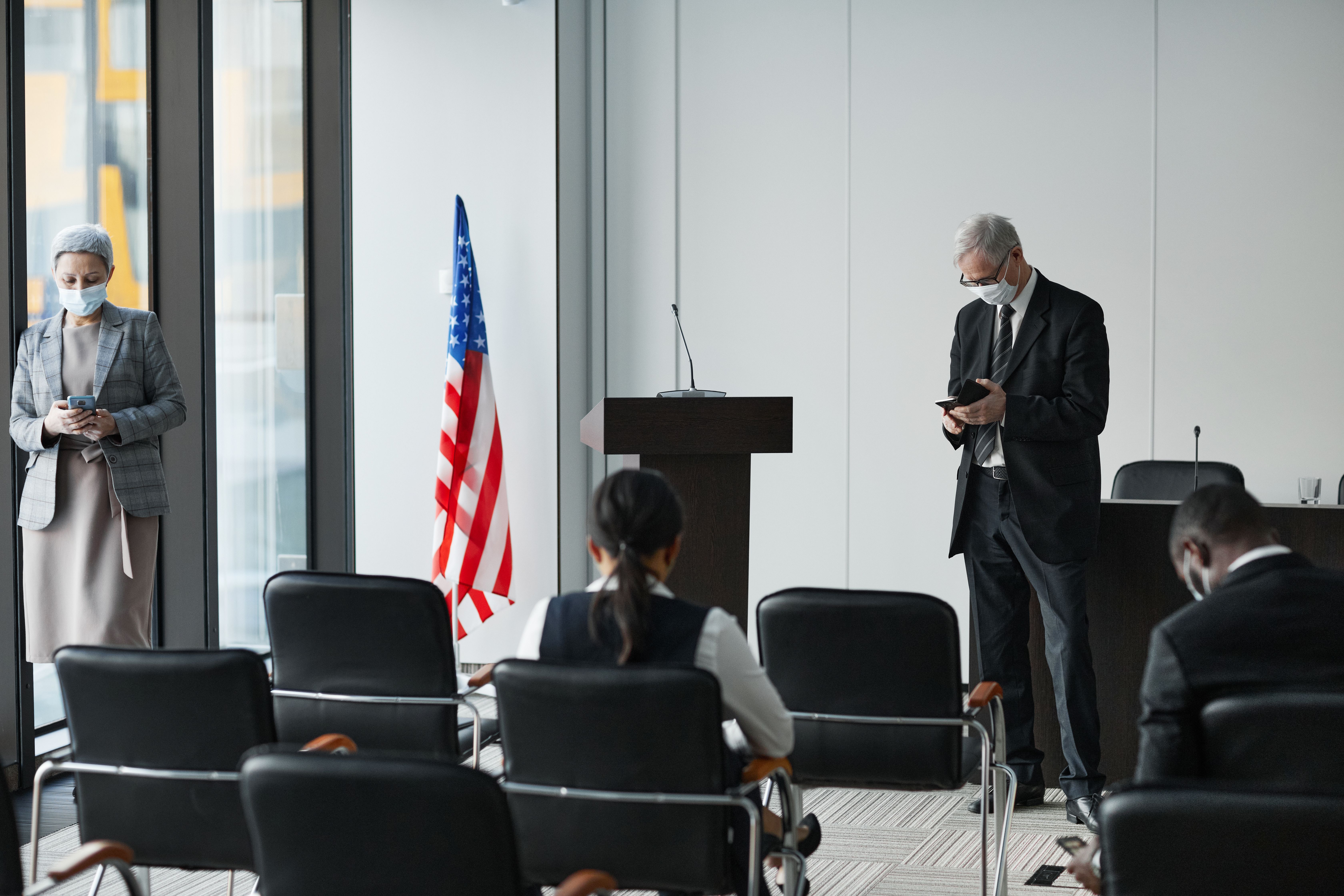 US Public Opinion and the Midterm Congressional Elections — Photo by Werner Pfennig on Pexels