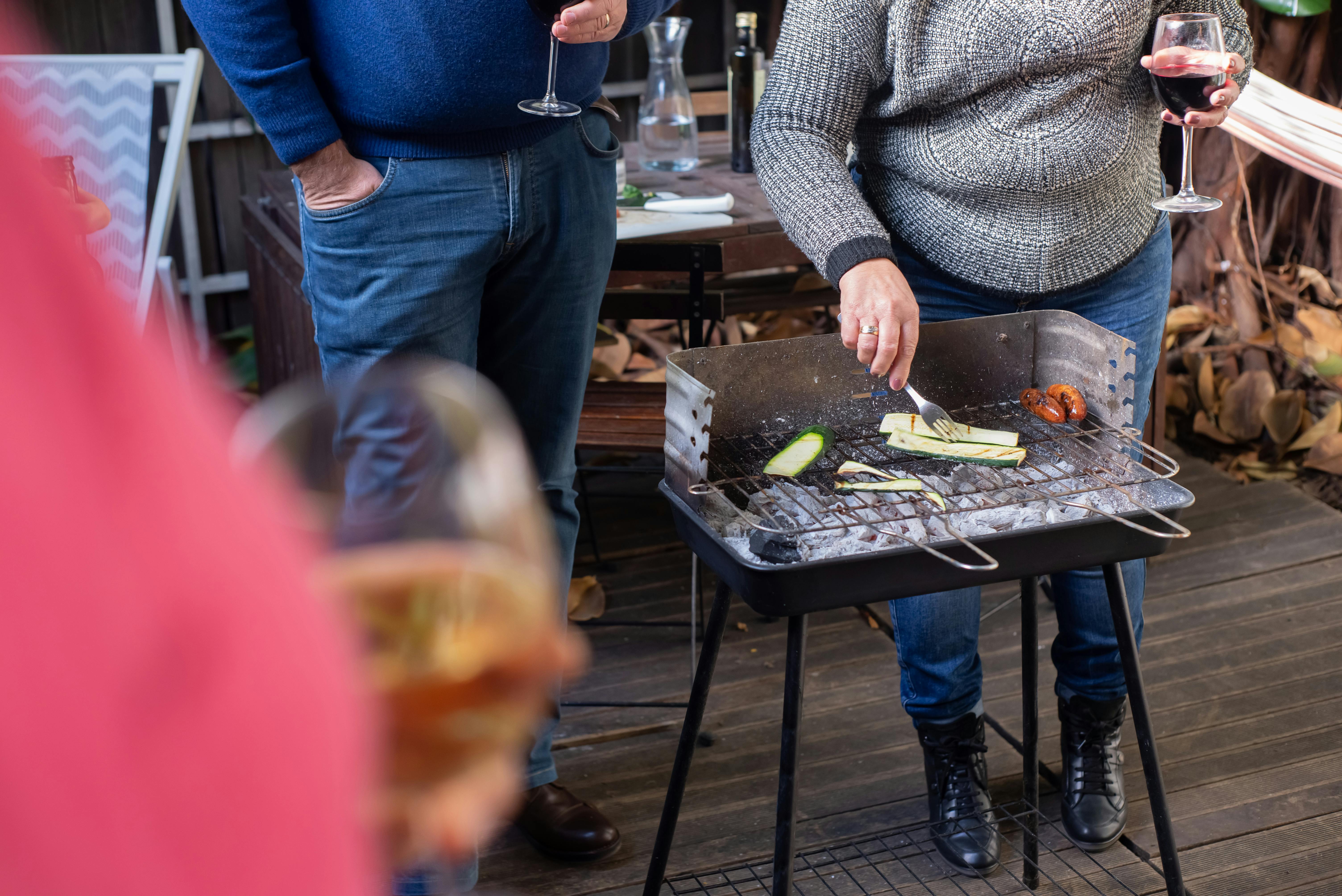 Backyard BBQ Bliss: My Summer Hosting Essentials for Effortless Parties