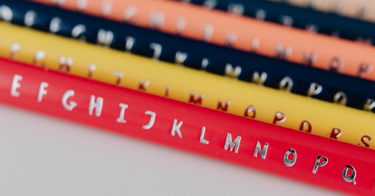 How to stitch letters on crochet