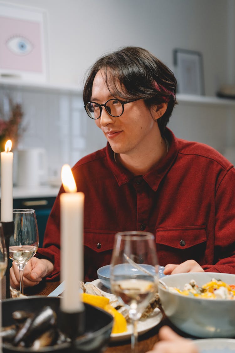 Man Wearing Eyeglasses