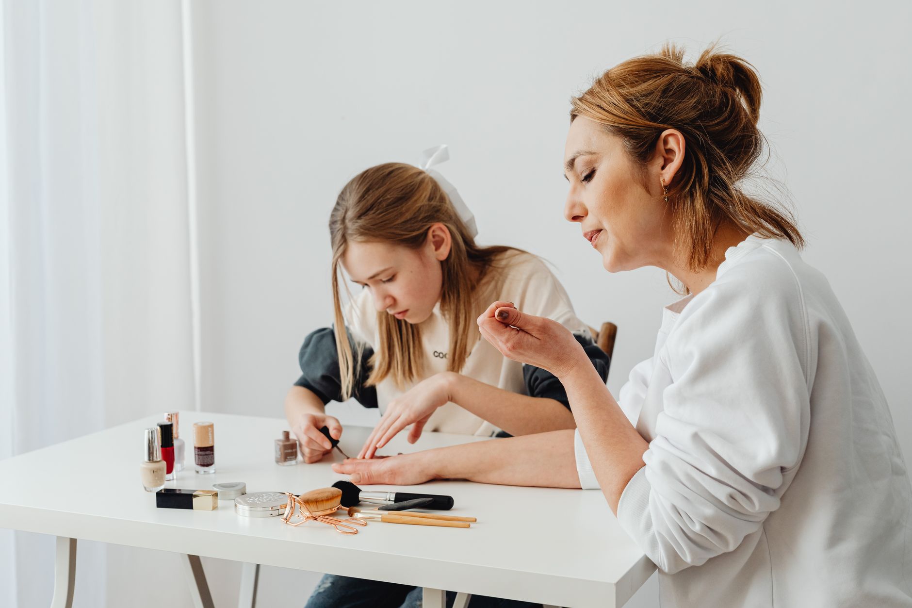 Nail Filing 101: Achieve Perfect Nails at Home