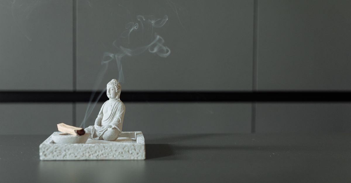 Palo Santo : Bienfaits et Utilisation Spirituelle