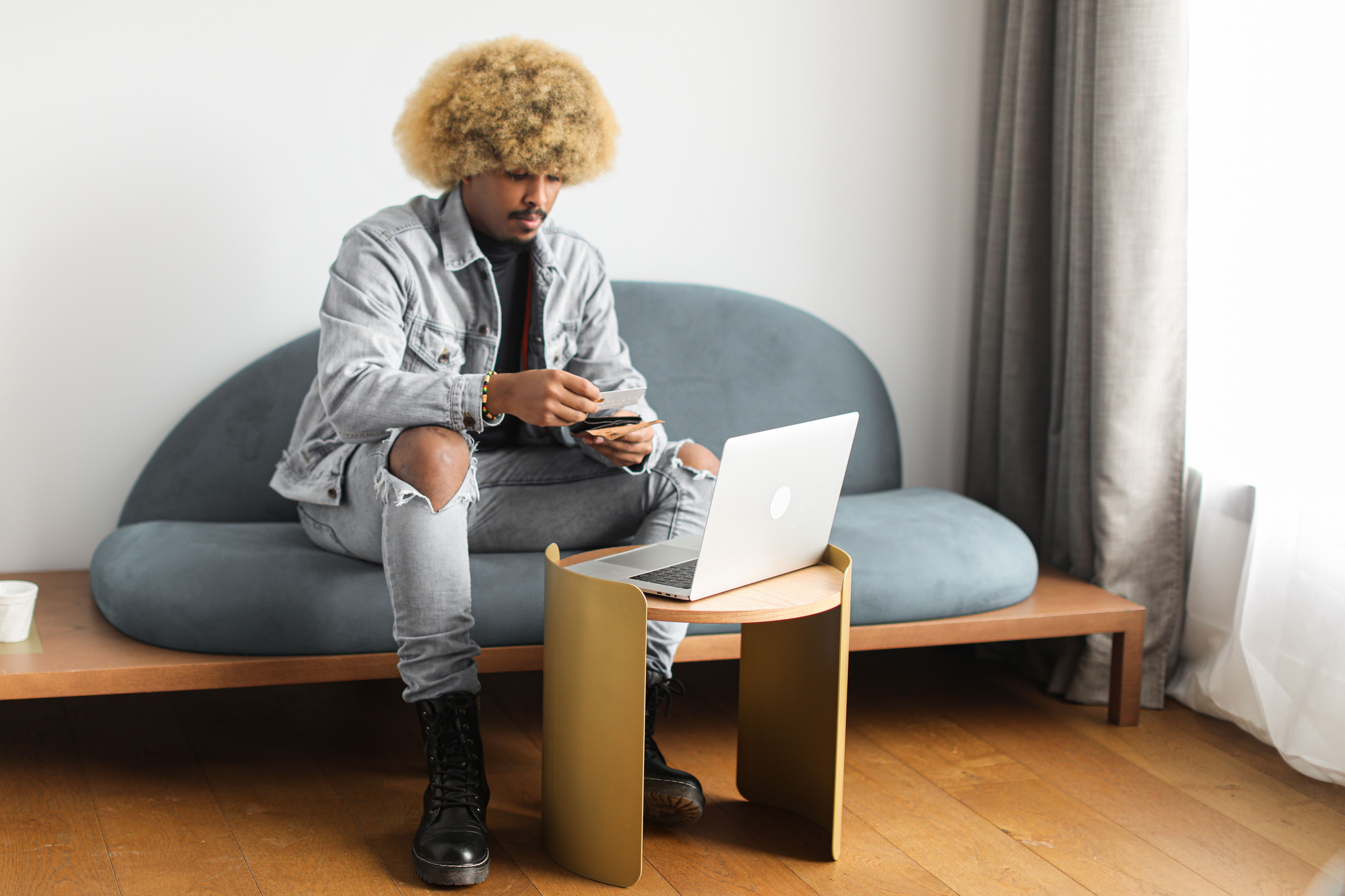 We Compared 100+ Credit Cards -- Here's the Best Balance Transfer Card for May 2026 — Photo by Cup of  Couple on Pexels