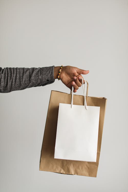 Fotos de stock gratuitas de bolsa de la compra, bolsa de papel, comercializar